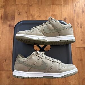 Used Nike womens dunks - Sage Green